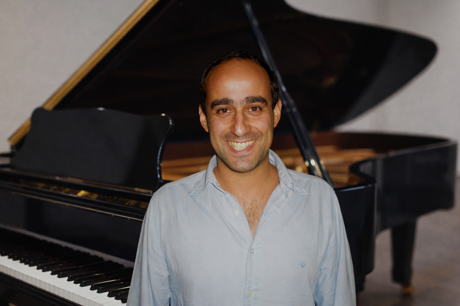 Professor Filipe Carvalho — Piano
